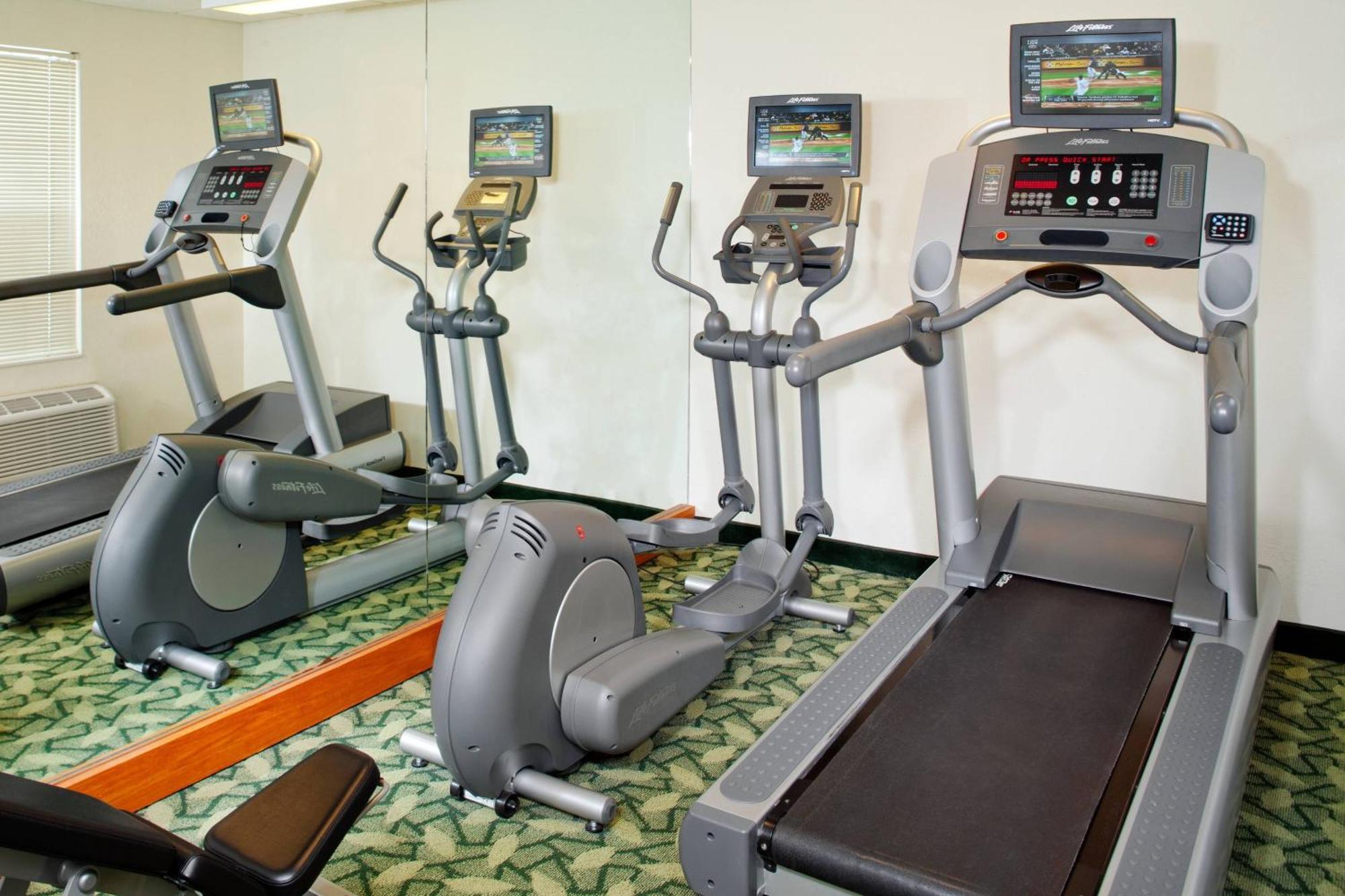 Towneplace Suites By Marriott Cleveland Westlake Dış mekan fotoğraf